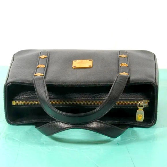 MCM Leather Tote Bag Authentic + Dust Bag 🌹❤️🌹 - Picture 8 of 9